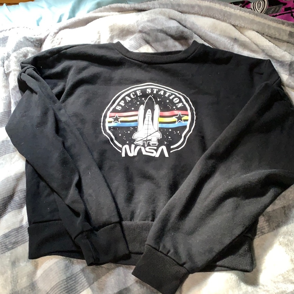 NASA sweatshirt